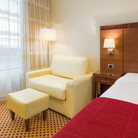 Hotel Courtyard By Marriott Venice Airport 4*