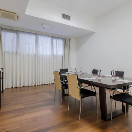 Szálloda Courtyard By Marriott Venice Airport Tessera