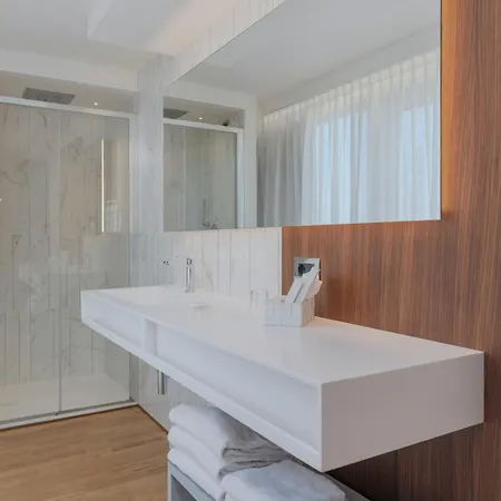 Courtyard By Marriott Venice Airport Tessera