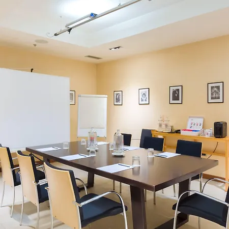 Courtyard By Marriott Venice Airport Hotel Tessera