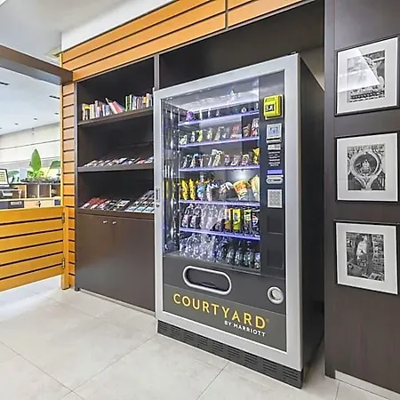 Courtyard By Marriott Venice Airport 4*