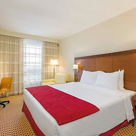 Courtyard By Marriott Venice Airport 4*