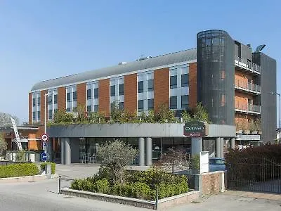 Courtyard By Marriott Venice Airport