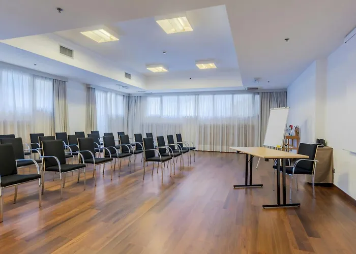 코트야드 바이 메리어트 베니스 에어포트 4*