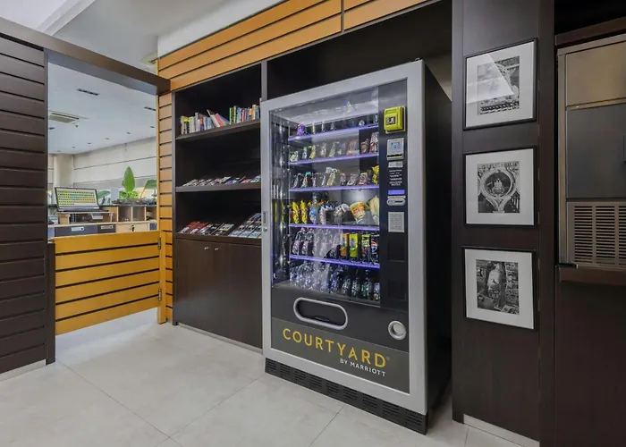 호텔 코트야드 바이 메리어트 베니스 에어포트 4*