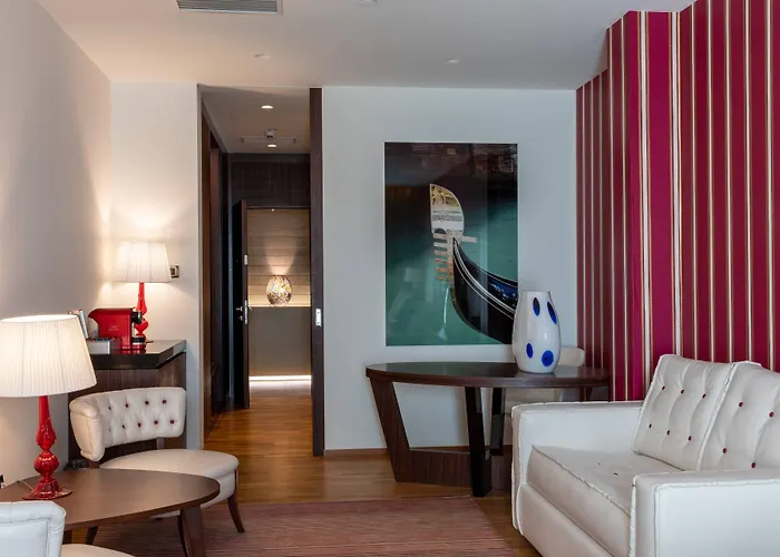 호텔 코트야드 바이 메리어트 베니스 에어포트